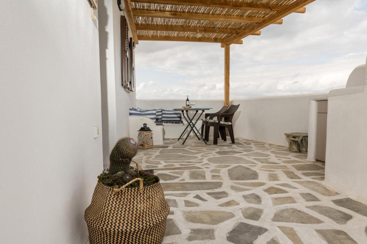 Elizabeth'S Small Apartment Naxos City Exterior photo